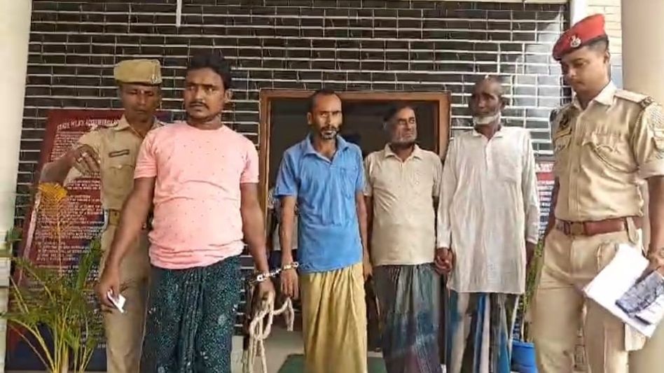 Assam police arrest four cattle smugglers in Dhubri's Gauripur Assam police arrest four cattle smugglers in Dhubri's Gauripur