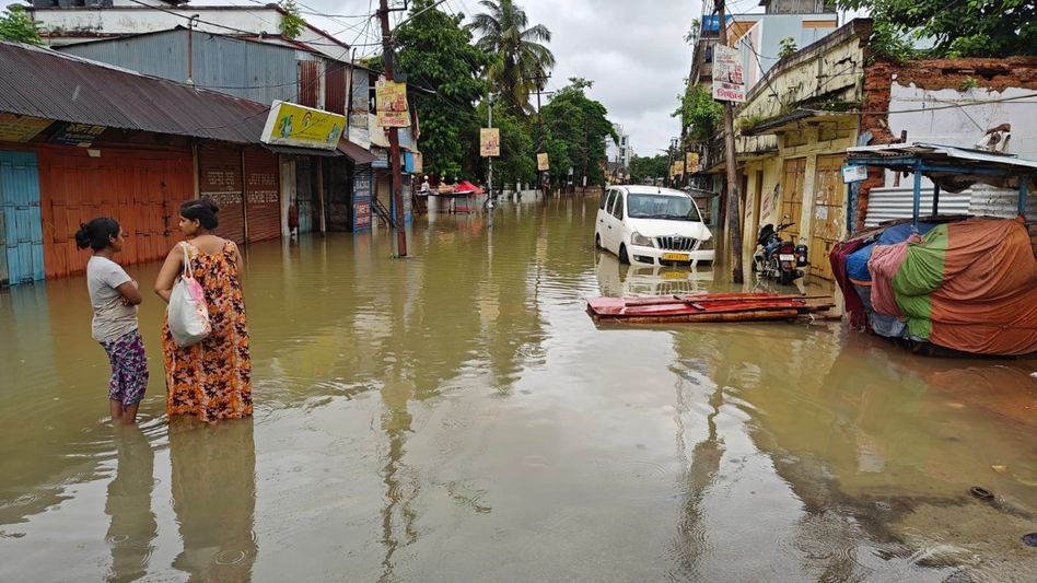 Tripura floods: GoI sends Central team to assess situation, death toll hits 31 Tripura floods: GoI sends Central team to assess situation, death toll hits 31