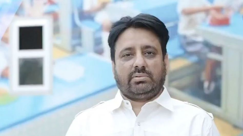 AAP's Amanatullah Khan arrested by ED, alleges political harassment AAP's Amanatullah Khan arrested by ED, alleges political harassment