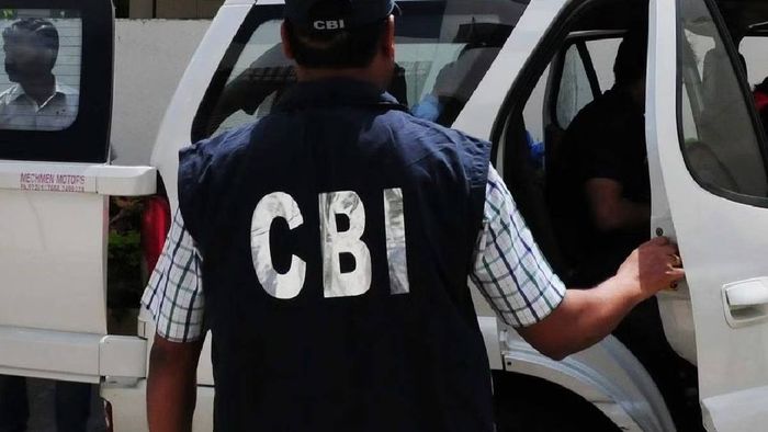 Arunachal : CBI files chargesheet against former DC and two officials in corruption case