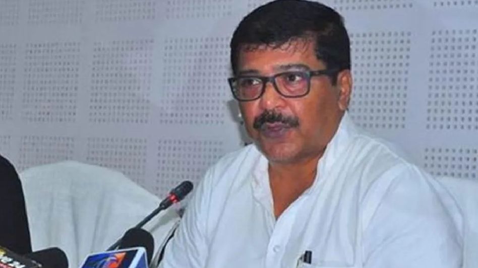 Tripura Congress MLA urges Agartala Mayor to permit unapproved vendors to open stalls during Durga Puja Tripura Congress MLA urges Agartala Mayor to permit unapproved vendors to open stalls during Durga Puja