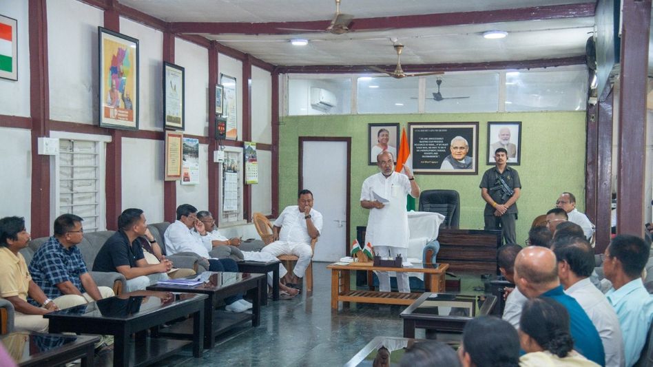 Manipur CM meets with committee over drone attack killing Manipur CM meets with committee over drone attack killing