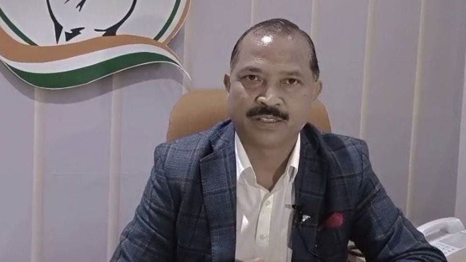 Meghalaya Deputy CM serves Rs 100 crore defamation notice to Congress leader Vincent Pala Meghalaya Deputy CM serves Rs 100 crore defamation notice to Congress leader Vincent Pala