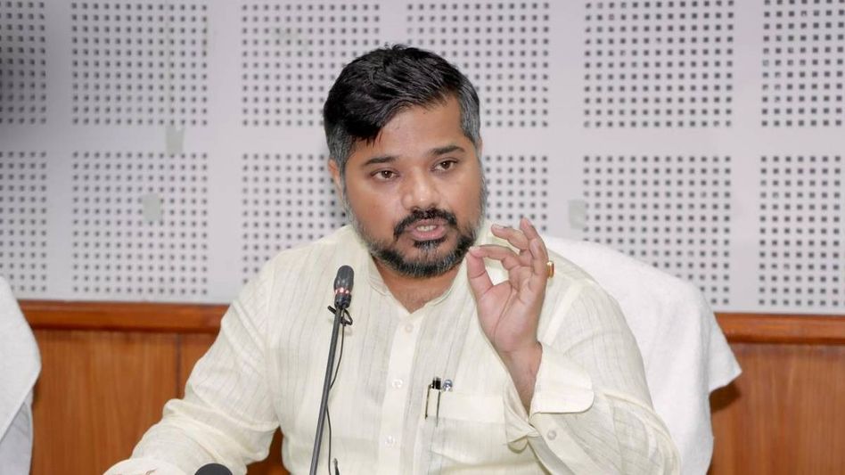 Tripura Minister to appeal for cap on Kolkata-Agartala airfare amid rising costs Tripura Minister to appeal for cap on Kolkata-Agartala airfare amid rising costs