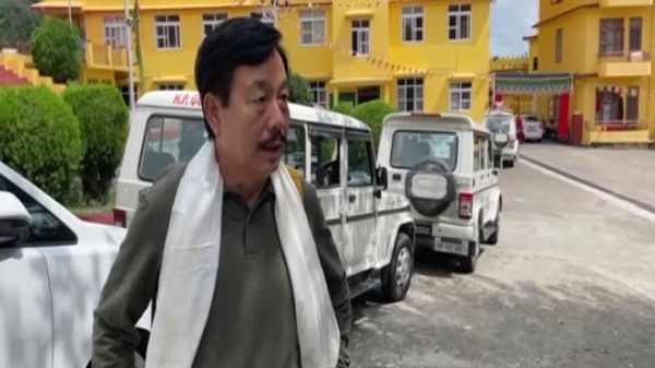 Arunachal MP urges Buddhist leader's return to India