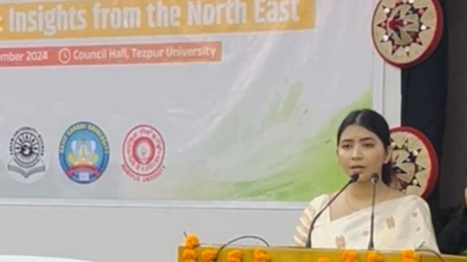Assam: Dhubri girl shines at national conference, represents SHoDH for North East Central University Assam: Dhubri girl shines at national conference, represents SHoDH for North East Central University