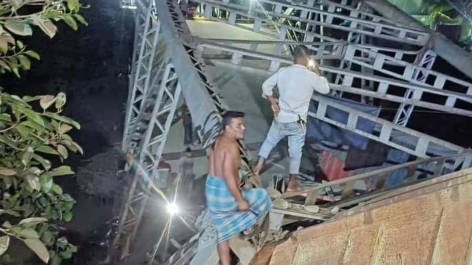 Bridge connecting Assam-Mizoram collapse: One person missing, communication disrupted Bridge connecting Assam-Mizoram collapse: One person missing, communication disrupted