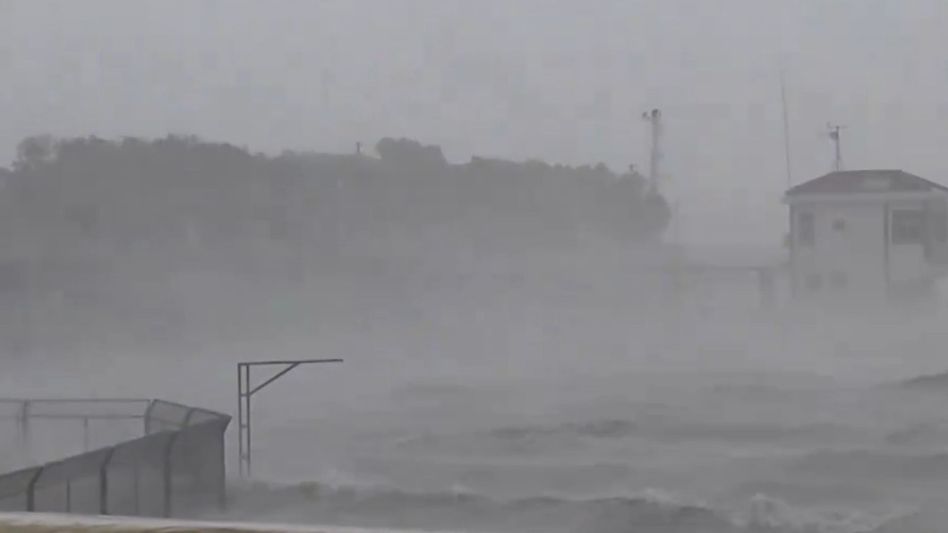 Typhoon Bebinca shuts down Shanghai, first major storm in 70 years Typhoon Bebinca shuts down Shanghai, first major storm in 70 years