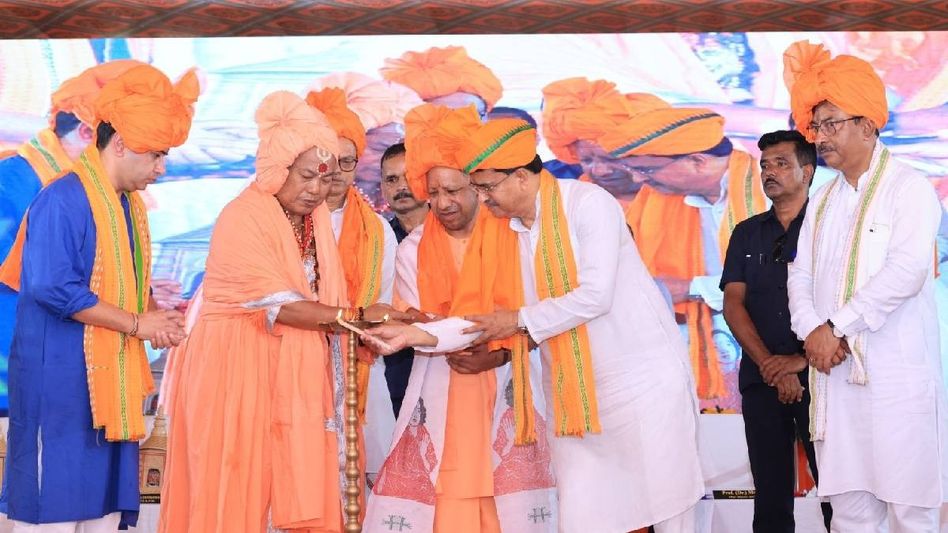 Tripura: Yogi Adityanath slams Congress over partition, labels Pakistan as 'cancer' Tripura: Yogi Adityanath slams Congress over partition, labels Pakistan as 'cancer'