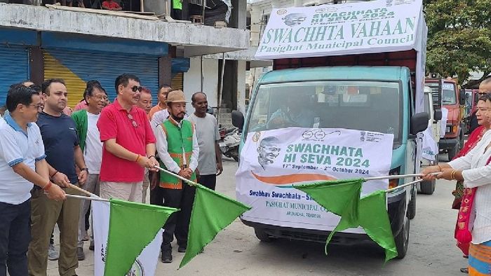 Arunachal: MLA Darang flags off Swachhata Vahaan to boost cleanliness drive in Pasighat