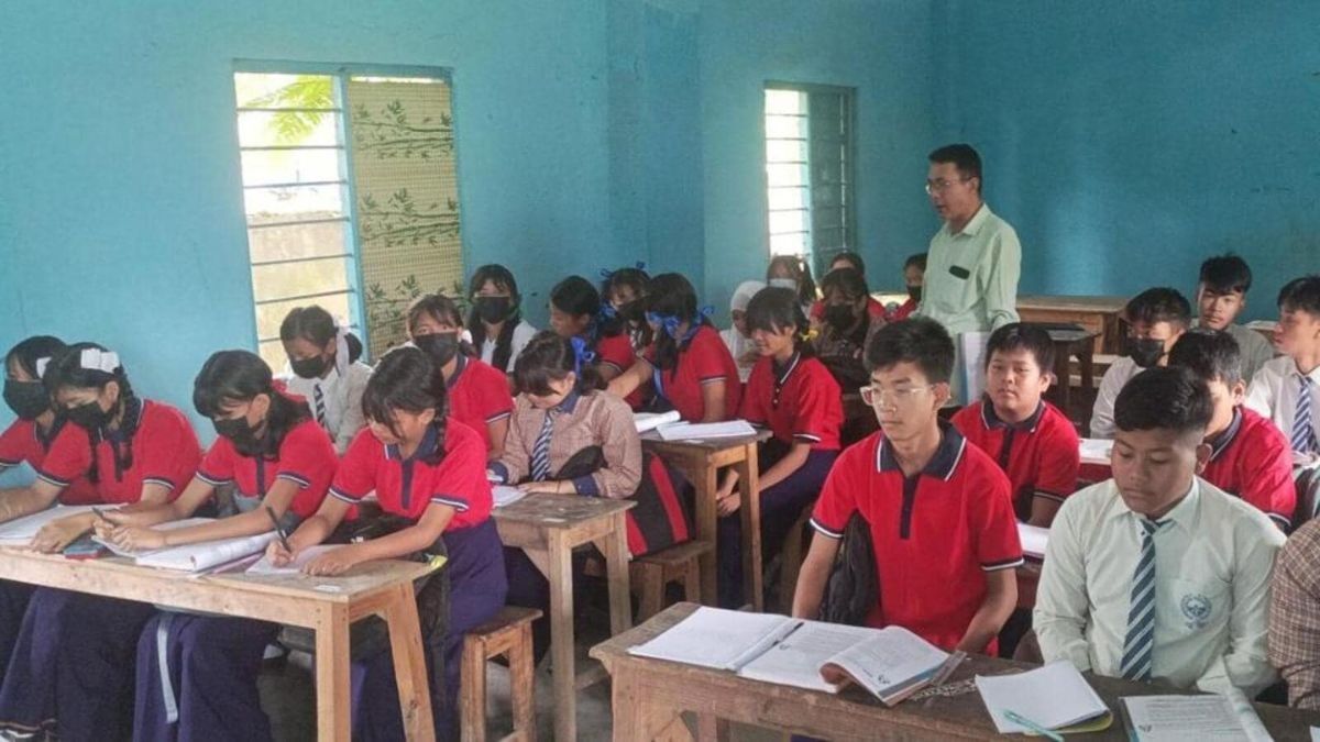 Manipur Police urges schools to follow vehicle safety rules to protect students Manipur Police urges schools to follow vehicle safety rules to protect students