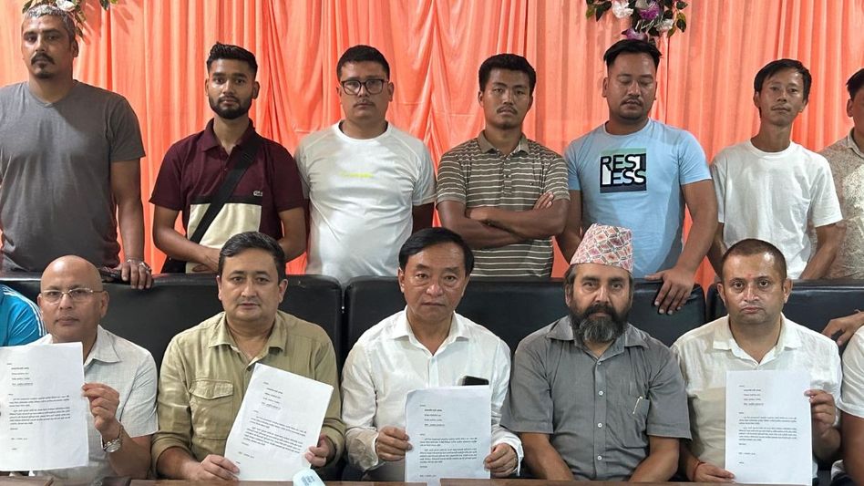 Mass resignation of 43 leaders from Sikkim Democratic Front signals political shift Mass resignation of 43 leaders from Sikkim Democratic Front signals political shift