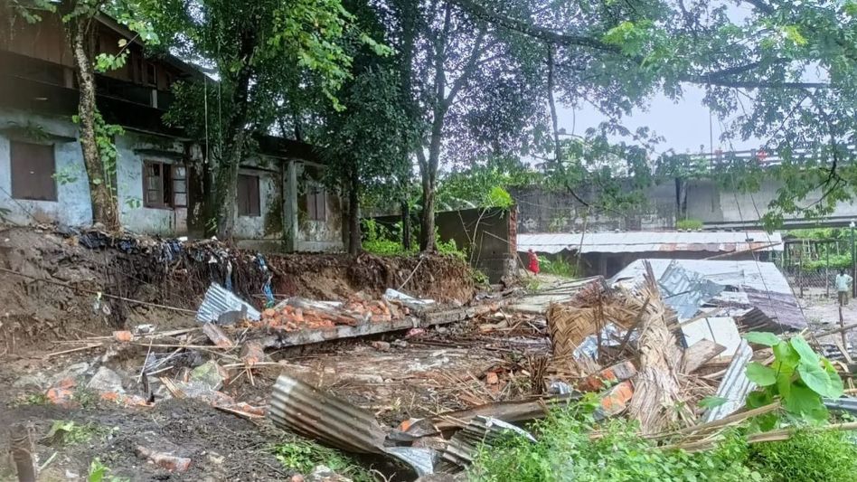 Arunachal wall collapse: Four dead, three injured after heavy rainfall Arunachal wall collapse: Four dead, three injured after heavy rainfall