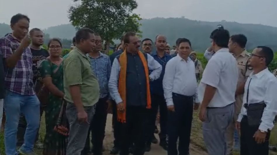 Assam: State Forest Minister visits Boko after two drown in river, locals protest sand mining Assam: State Forest Minister visits Boko after two drown in river, locals protest sand mining