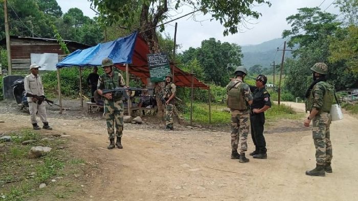 Manipur: Security forces intensify search operations, ensure safe movement of essential supplies in state
