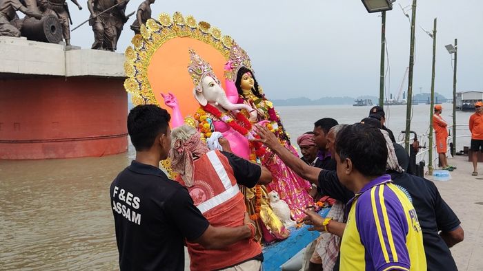 Durga Puja celebrations end peacefully, Assam CM praises security efforts in state