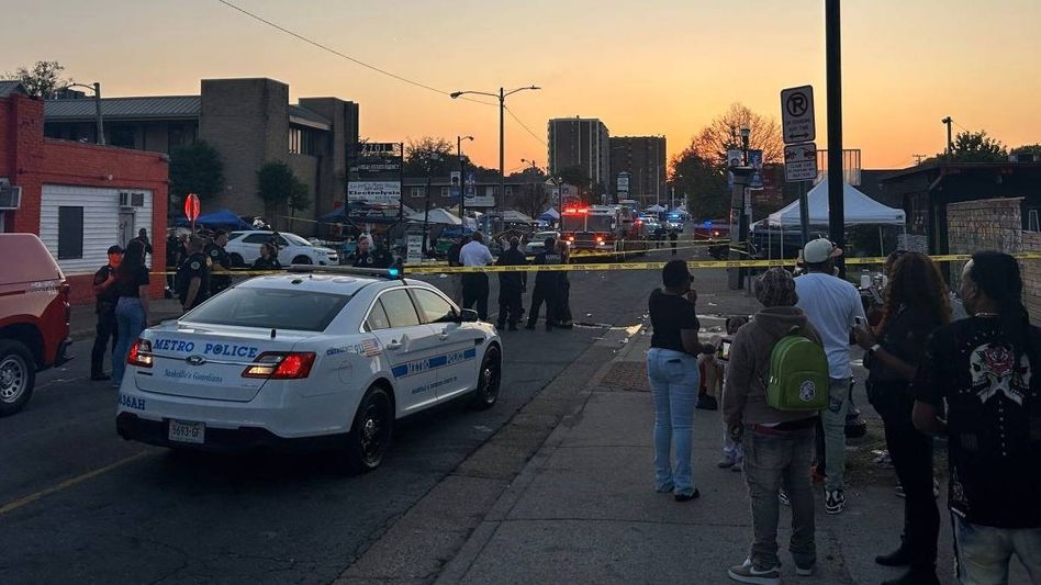 Shooting after Tennessee State University homecoming parade leaves 1 dead, 9 injured Shooting after Tennessee State University homecoming parade leaves 1 dead, 9 injured