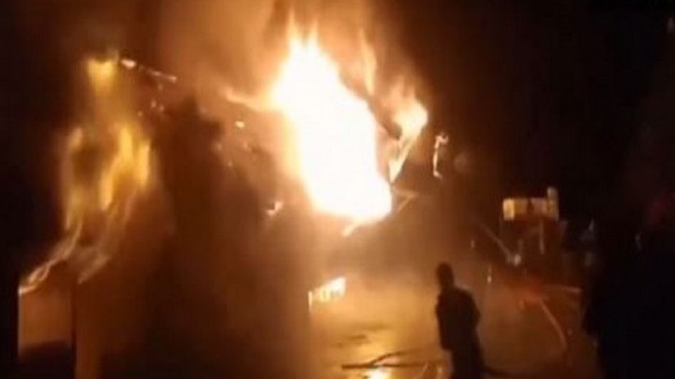 Massive blaze engulfs Tulail market in Jammu and Kashmir's Bandipora, no casualties Massive blaze engulfs Tulail market in Jammu and Kashmir's Bandipora, no casualties
