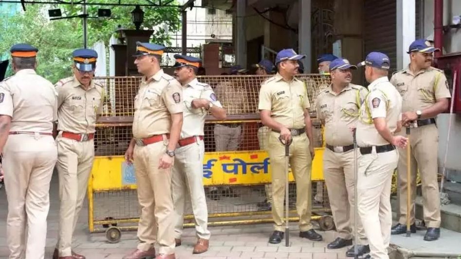 Mumbai crime branch uncovers plot to assassinate politician Baba Siddique Mumbai crime branch uncovers plot to assassinate politician Baba Siddique
