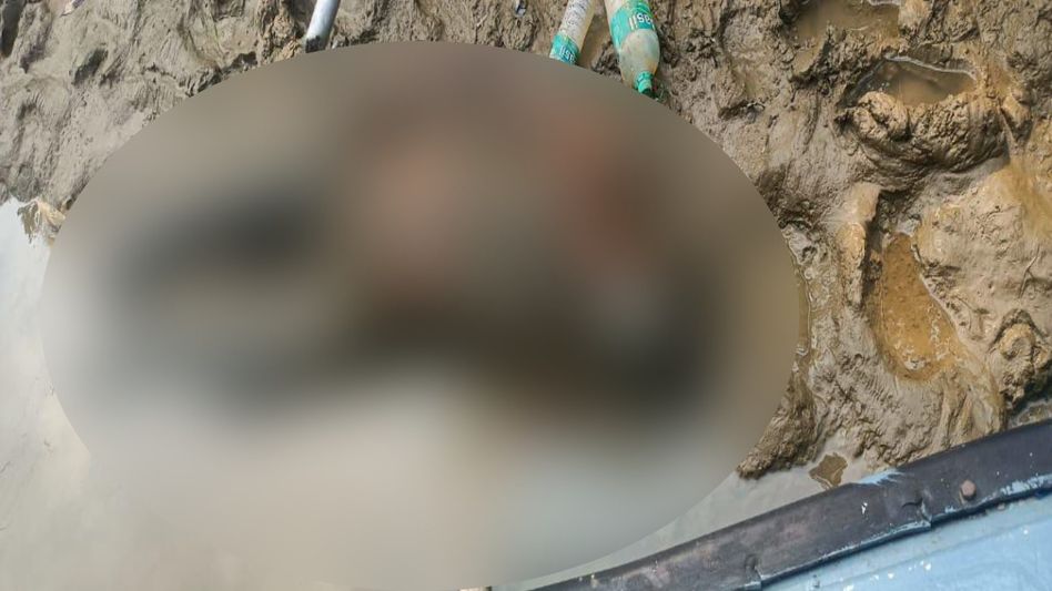 Assam: Unidentified body found in Karimganj's Longai river, foul play suspected Assam: Unidentified body found in Karimganj's Longai river, foul play suspected