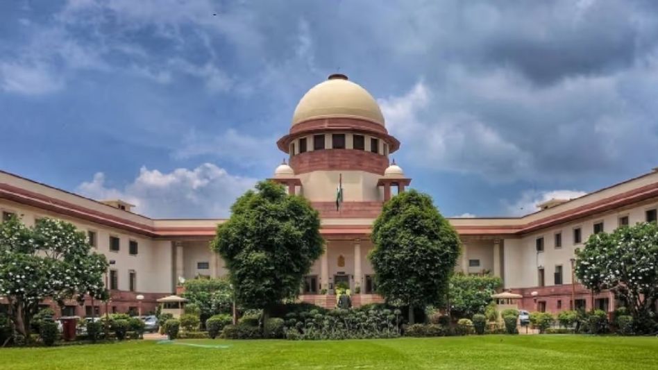 Supreme Court rejects plea to replace 'Hindutva' with 'Bharatiya Samvidhanatva' Supreme Court rejects plea to replace 'Hindutva' with 'Bharatiya Samvidhanatva'