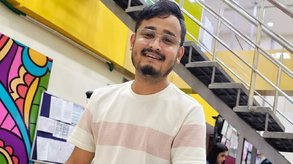 Assam: Guwahati journalist found dead in rented apartment, suicide suspected Assam: Guwahati journalist found dead in rented apartment, suicide suspected
