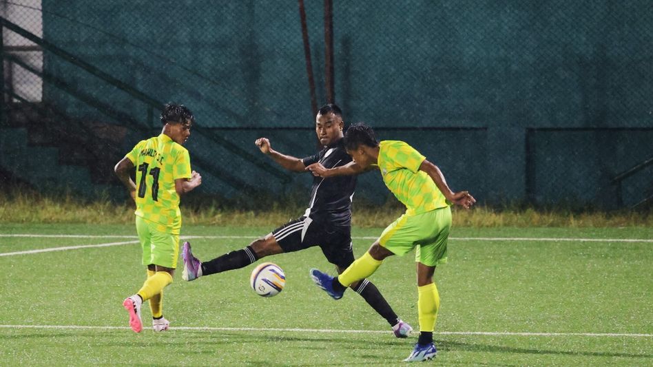 Meghalaya: Mawlai SC crushes Ryntih FC 4-1 in Shillong Premier League with second-half hat-trick Meghalaya: Mawlai SC crushes Ryntih FC 4-1 in Shillong Premier League with second-half hat-trick