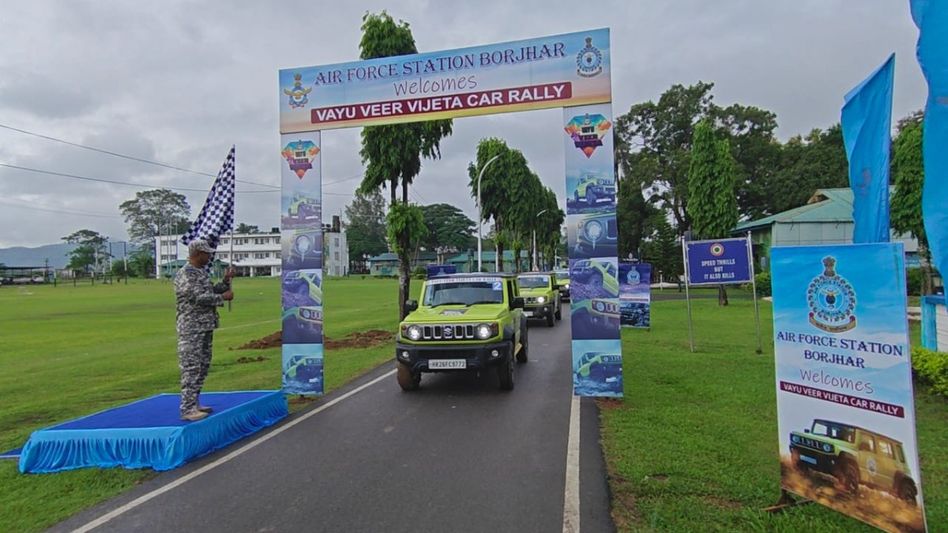 Car rally celebrating 92 years of IAF, 25 years of Kargil victory reaches Tezpur, to depart for Tawang Car rally celebrating 92 years of IAF, 25 years of Kargil victory reaches Tezpur, to depart for Tawang