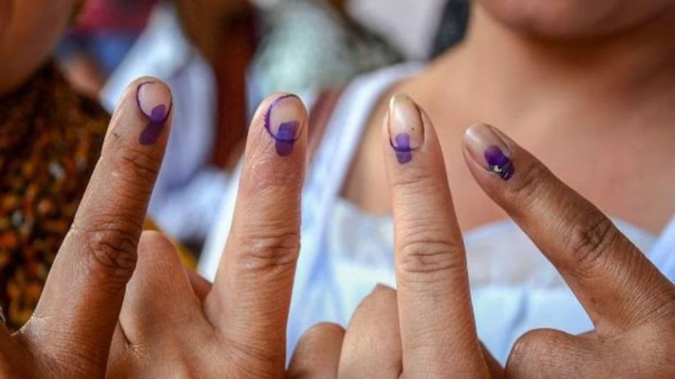 Nomination concludes for by-poll in 2 Sikkim seats, total 7 filed papers Nomination concludes for by-poll in 2 Sikkim seats, total 7 filed papers