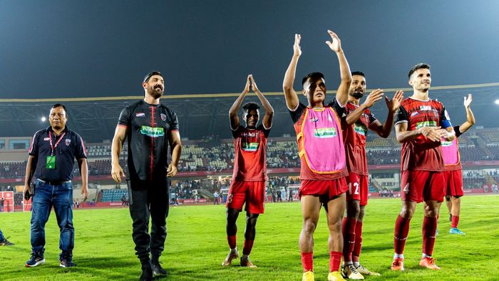 Photo credit @NEUtdFC (Twitter)