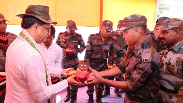 Tripura CM announces welfare measures for State Rifles