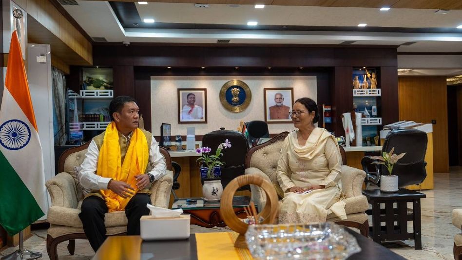 Arunachal CM engages in constructive dialogue with National Commission for Minorities member Arunachal CM engages in constructive dialogue with National Commission for Minorities member