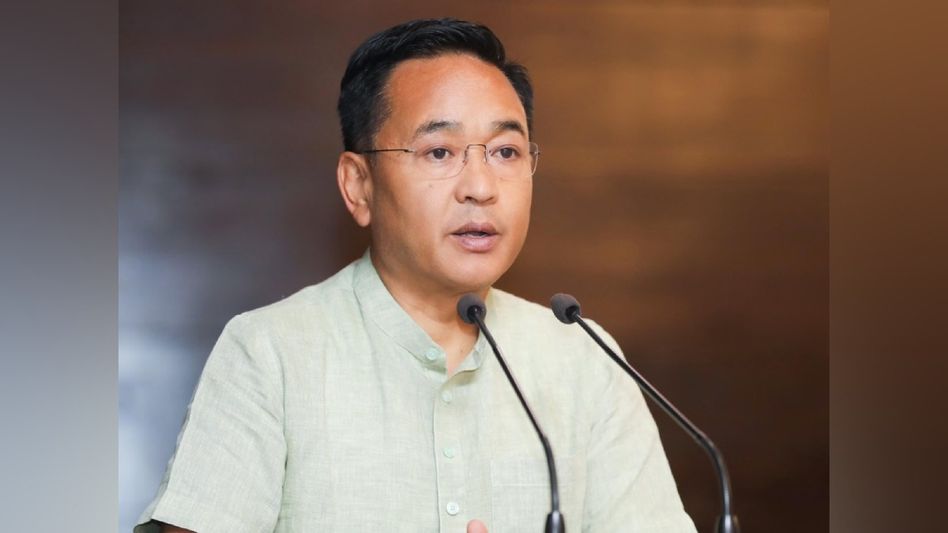 Sikkim CM expresses over loss of lives in Surat fire, ensures support for affected families Sikkim CM expresses over loss of lives in Surat fire, ensures support for affected families
