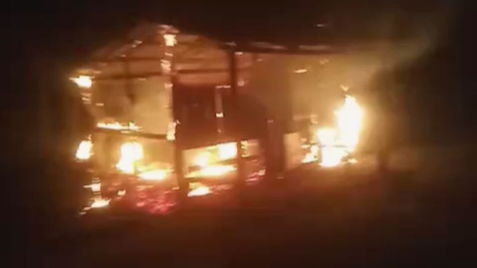 Manipur: Six houses torched, villagers attacked in Jiribam's Zairon Hmar Village Manipur: Six houses torched, villagers attacked in Jiribam's Zairon Hmar Village