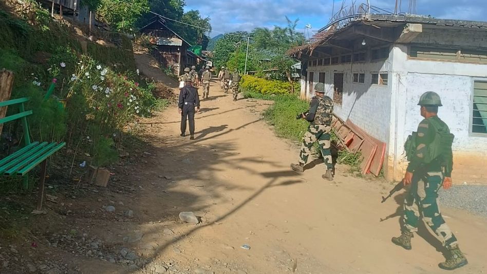 Security troops recover arms and ammunition from Manipur's Kakching, ensure strict measures Security troops recover arms and ammunition from Manipur's Kakching, ensure strict measures