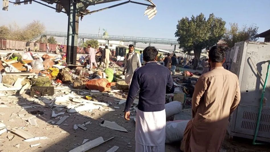 Pakistan: 4 killed, dozens injured after deadly blast at Quetta railway station Pakistan: 4 killed, dozens injured after deadly blast at Quetta railway station
