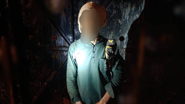 Assam Police apprehends Bangladeshi national near border in Karimganj, sends him back