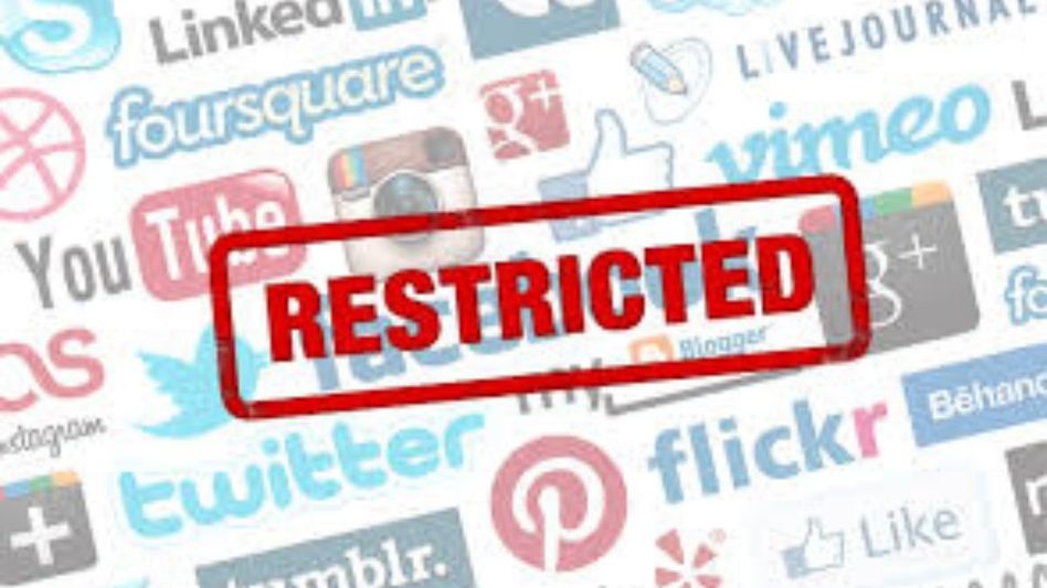 Manipur imposes temporary internet restrictions in seven districts amid rising tensions Manipur imposes temporary internet restrictions in seven districts amid rising tensions