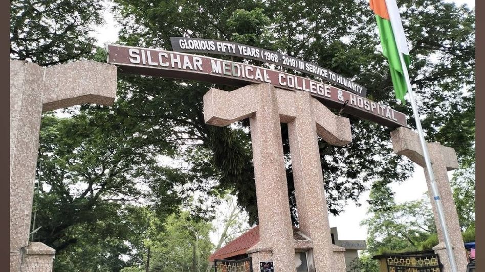 Bangladeshi national escapes police custody at Silchar Medical College, manhunt underway Bangladeshi national escapes police custody at Silchar Medical College, manhunt underway