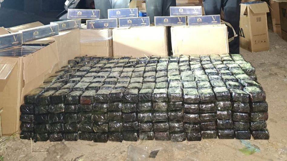 Mizoram's largest heroin bust: 8 kgs seized, 3 arrested Mizoram's largest heroin bust: 8 kgs seized, 3 arrested