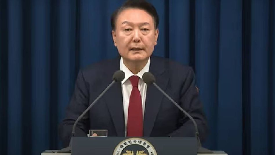 South Korean President Yoon declares emergency martial law South Korean President Yoon declares emergency martial law