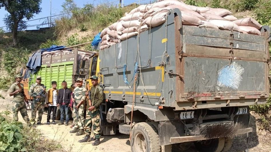 Meghalaya BSF intercept two vehicles loaded with sugar, four apprehended in East Khasi Hills Meghalaya BSF intercept two vehicles loaded with sugar, four apprehended in East Khasi Hills