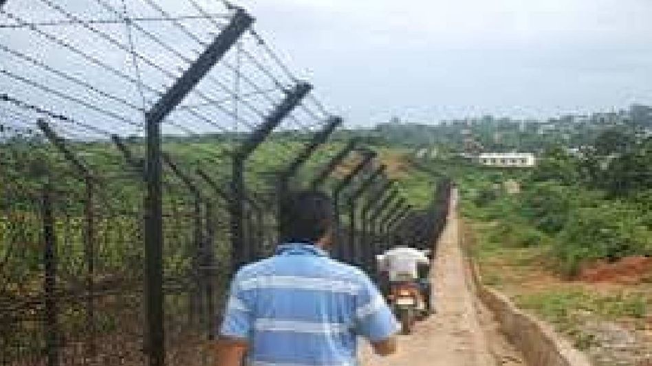 Manipur: Tengnoupal’s Kuki-Zo CSOs oppose border fencing plan, cite threat to cultural heritage Manipur: Tengnoupal’s Kuki-Zo CSOs oppose border fencing plan, cite threat to cultural heritage
