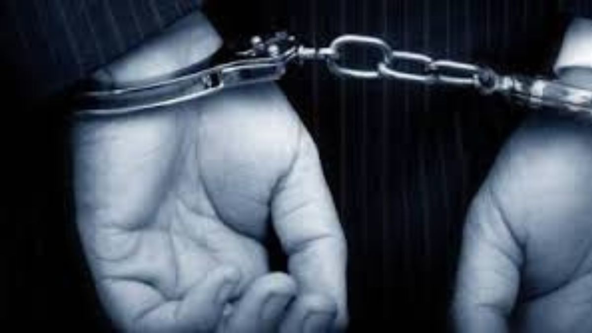 Myanmar man arrested with Rs 1.24 crore in cash from Mizoram Myanmar man arrested with Rs 1.24 crore in cash from Mizoram