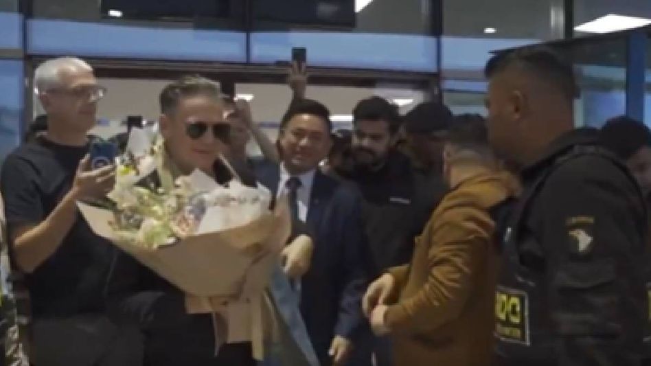 Bryan Adams arrives in Shillong as fans throng to Meghalaya's hill capital ahead of electrifying concert on December 10 Bryan Adams arrives in Shillong as fans throng to Meghalaya's hill capital ahead of electrifying concert on December 10