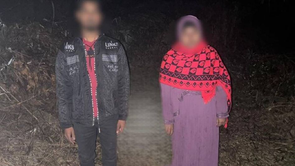 Assam: Two Bangladeshi nationals apprehended near border, sent back Assam: Two Bangladeshi nationals apprehended near border, sent back