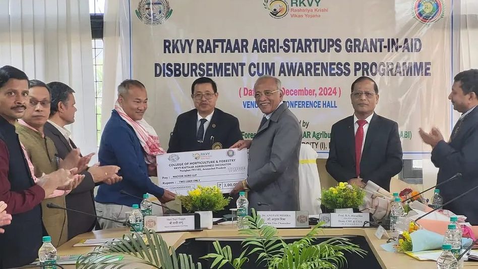 Arunachal: 14 agri-startups get Rs 48.80 lakh under RKVY-RAFTAAR initiative in Pasighat Arunachal: 14 agri-startups get Rs 48.80 lakh under RKVY-RAFTAAR initiative in Pasighat