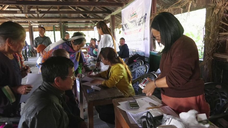 Arunachal: Mebo sub-division holds camp on 'Good Governance Week' for villagers Arunachal: Mebo sub-division holds camp on 'Good Governance Week' for villagers