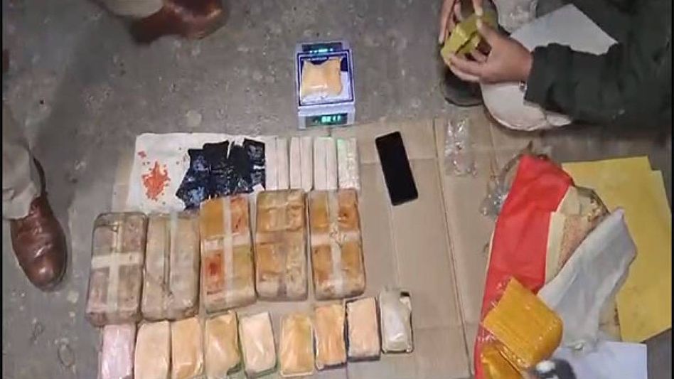 Assam STF-Cachar police seize 60,000 Yaba, 125 gram heroin in Silchar, one apprehended Assam STF-Cachar police seize 60,000 Yaba, 125 gram heroin in Silchar, one apprehended