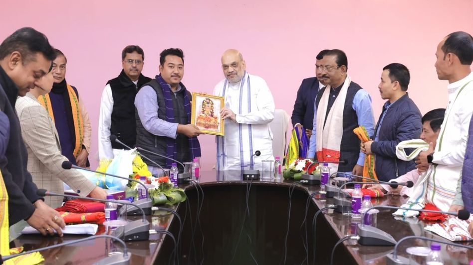 Amit Shah holds meeting with BJP Janjati leaders in Tripura, discusses development and 125th Amendment Bill Amit Shah holds meeting with BJP Janjati leaders in Tripura, discusses development and 125th Amendment Bill